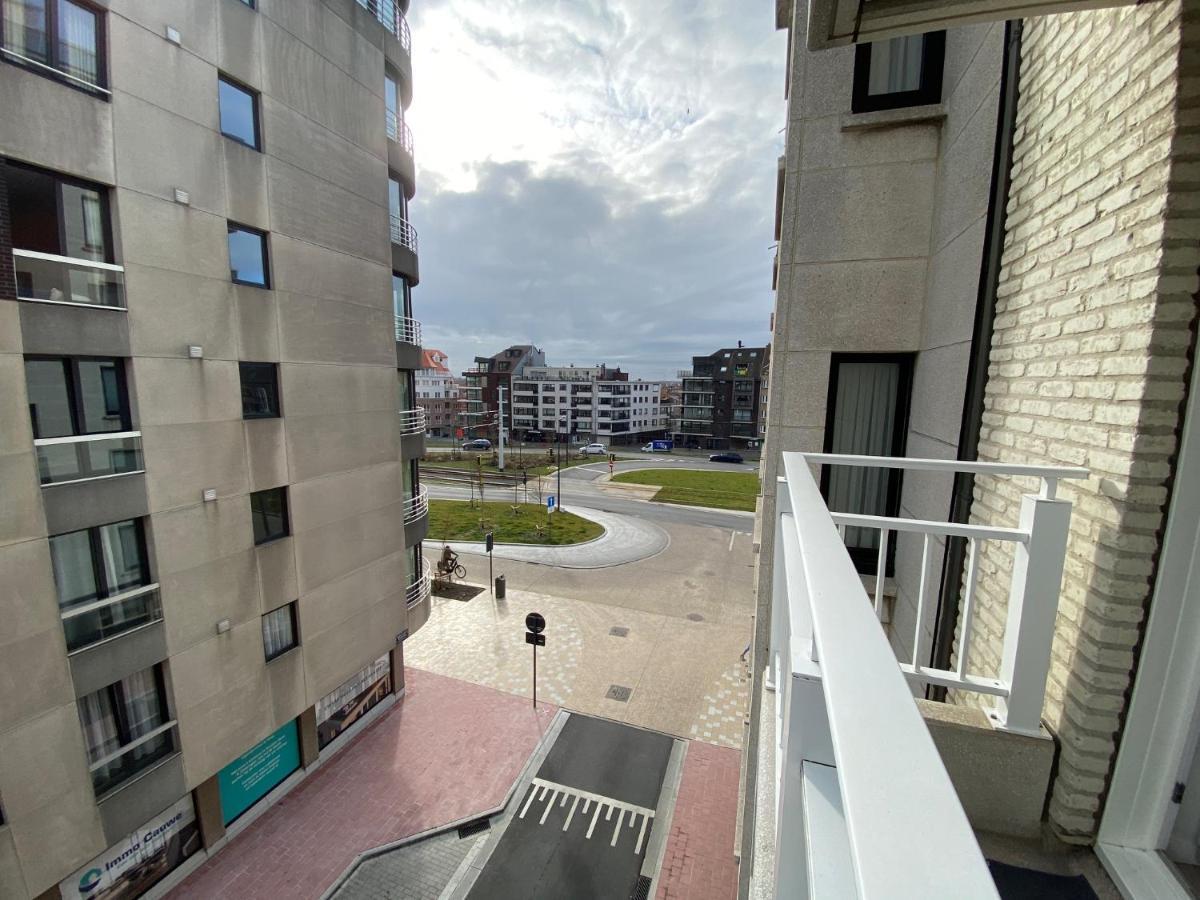 Apartment Zin In Zee Knokke-Heist Exteriör bild