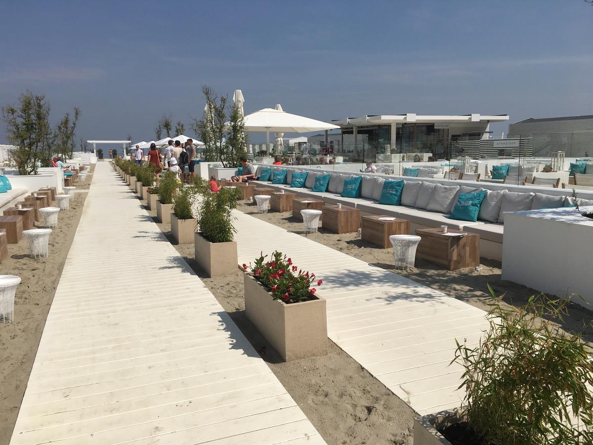 Apartment Zin In Zee Knokke-Heist Exteriör bild